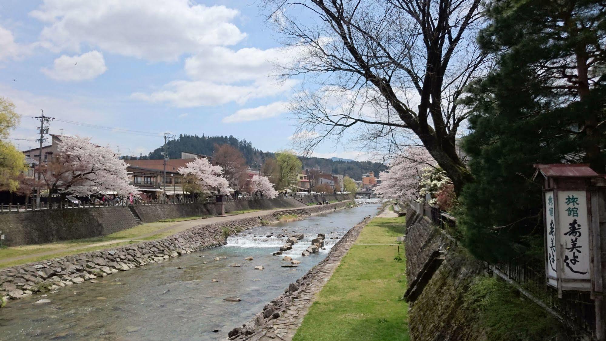 Sumiyoshi Ryokan Такаяма Екстериор снимка