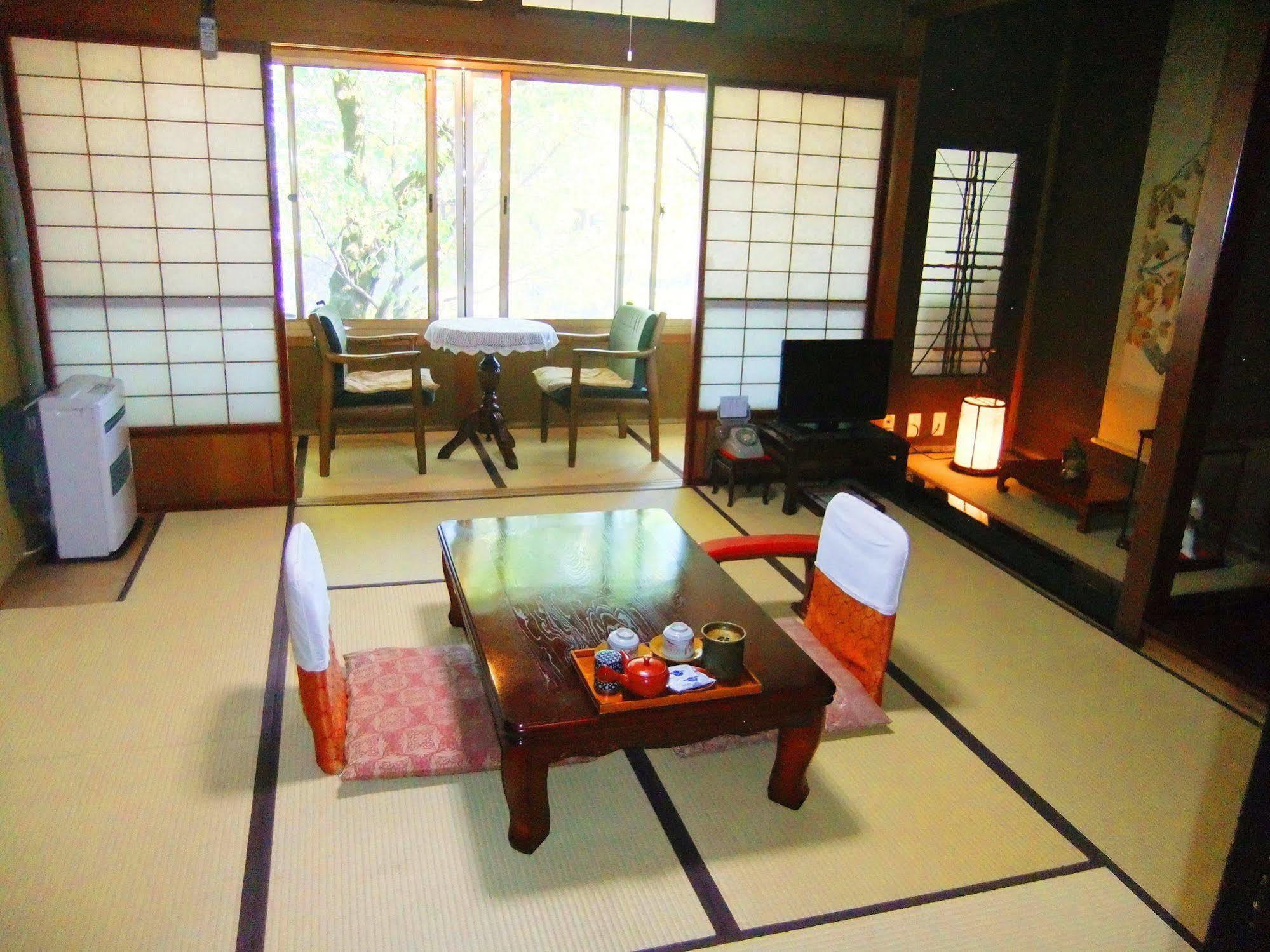 Sumiyoshi Ryokan Такаяма Екстериор снимка
