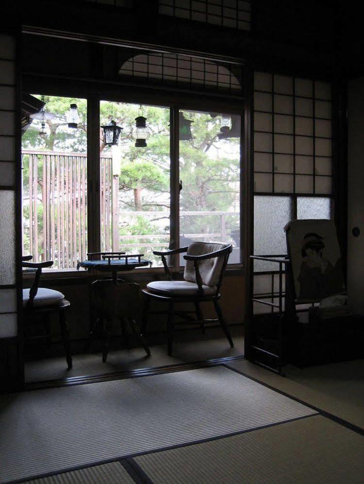 Sumiyoshi Ryokan Такаяма Екстериор снимка