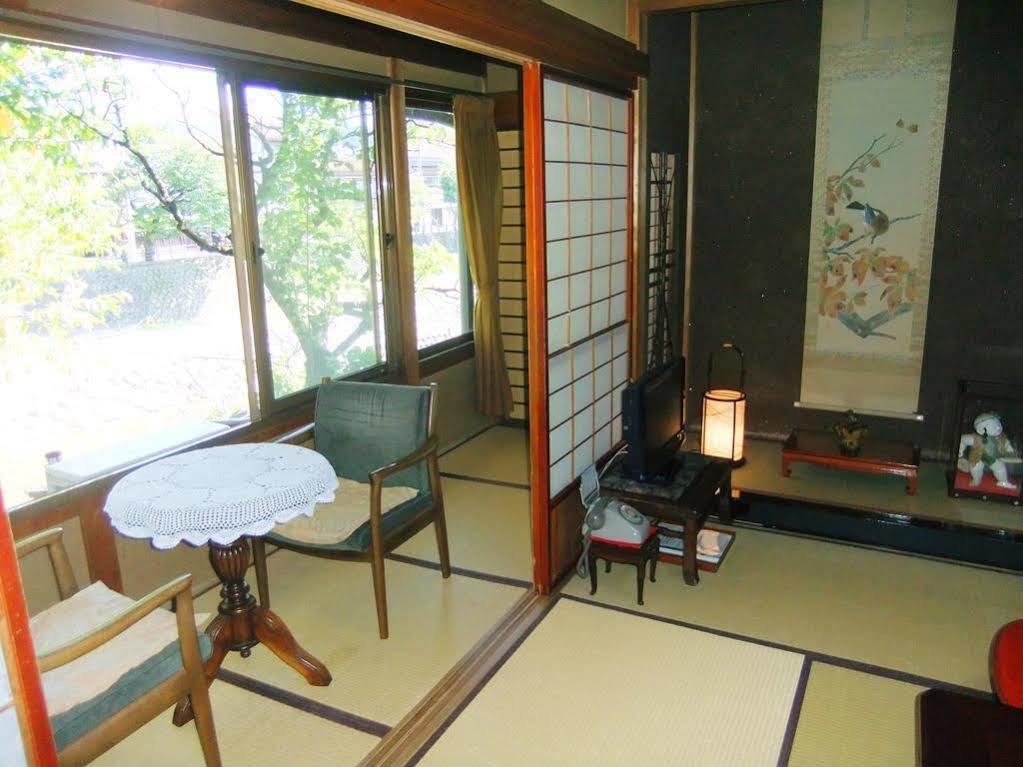 Sumiyoshi Ryokan Такаяма Екстериор снимка